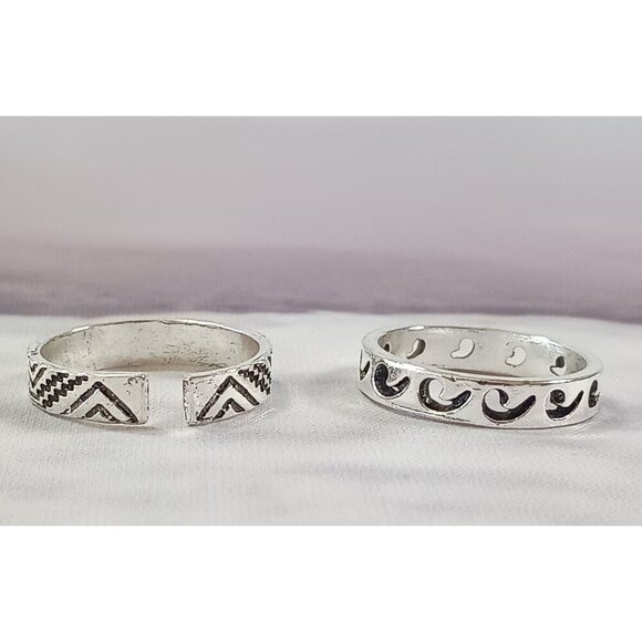 💍 Tribal Open Ring & Minimalist Wave Cut Ring Set – Stylish & Versatile! - Picture 4 of 5